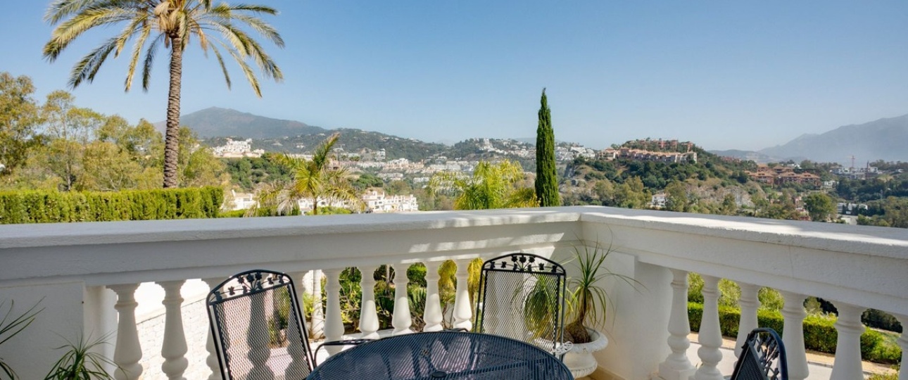 Resale - Villa - Benahavís - Benahavís Centro
