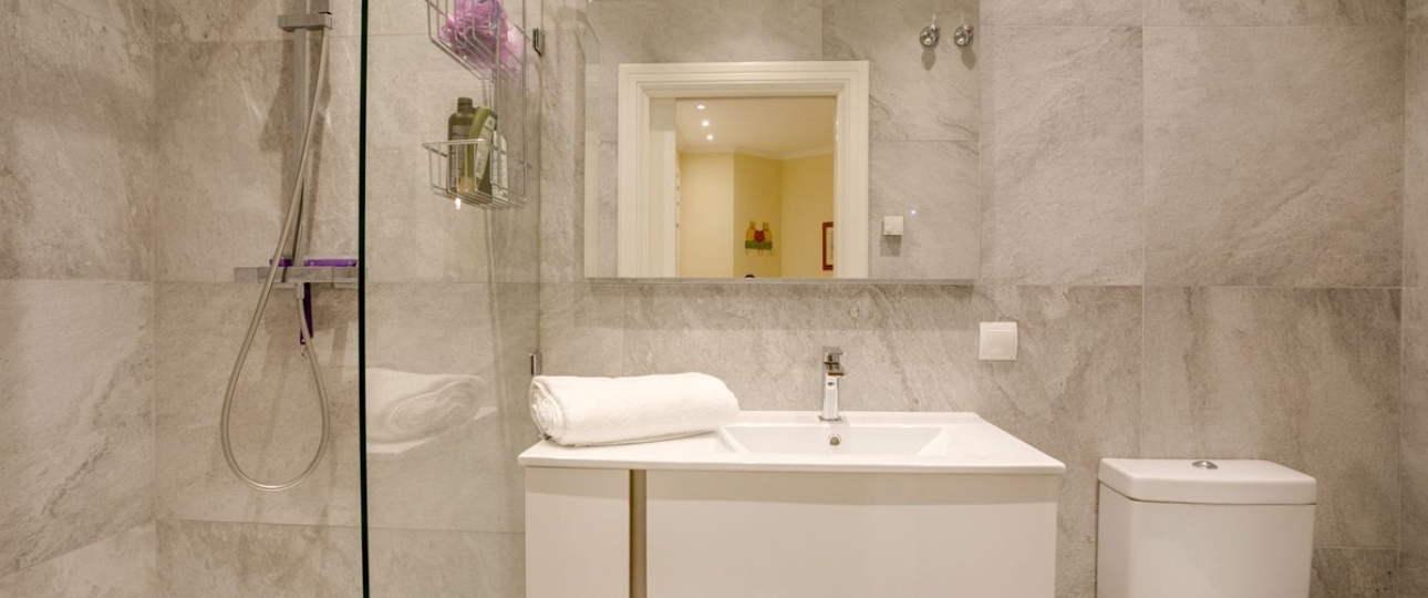 Resale - Villa - Benahavís - Benahavís Centro