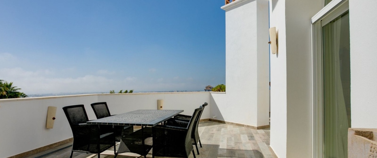 Resale - Villa - Benahavís - Benahavís Centro