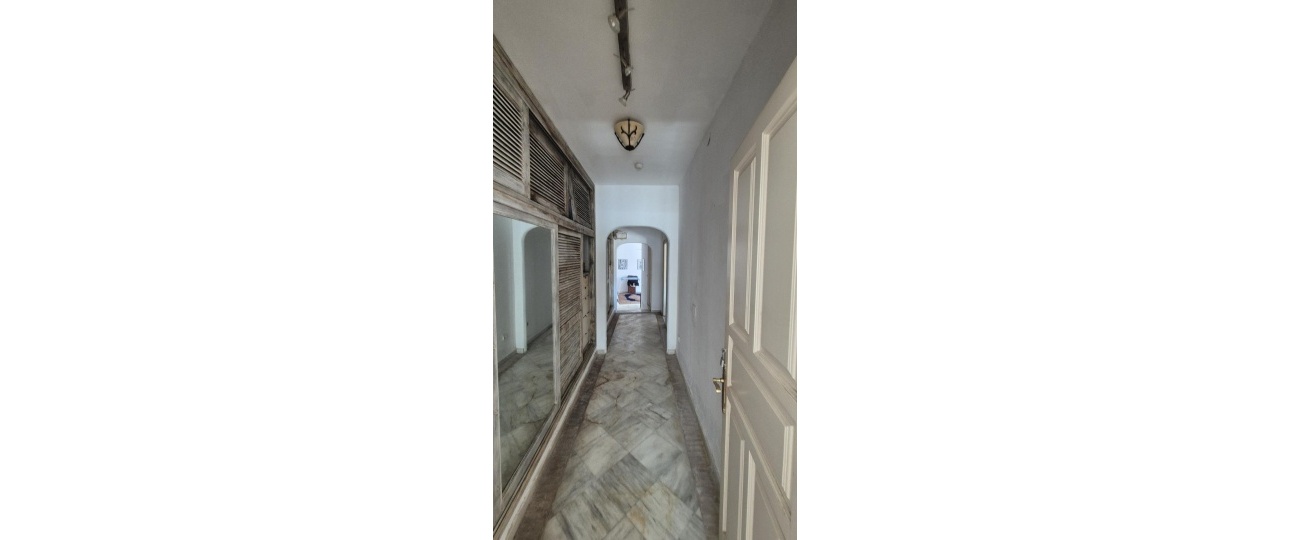 Resale - Villa - Benahavís - Benahavís Centro