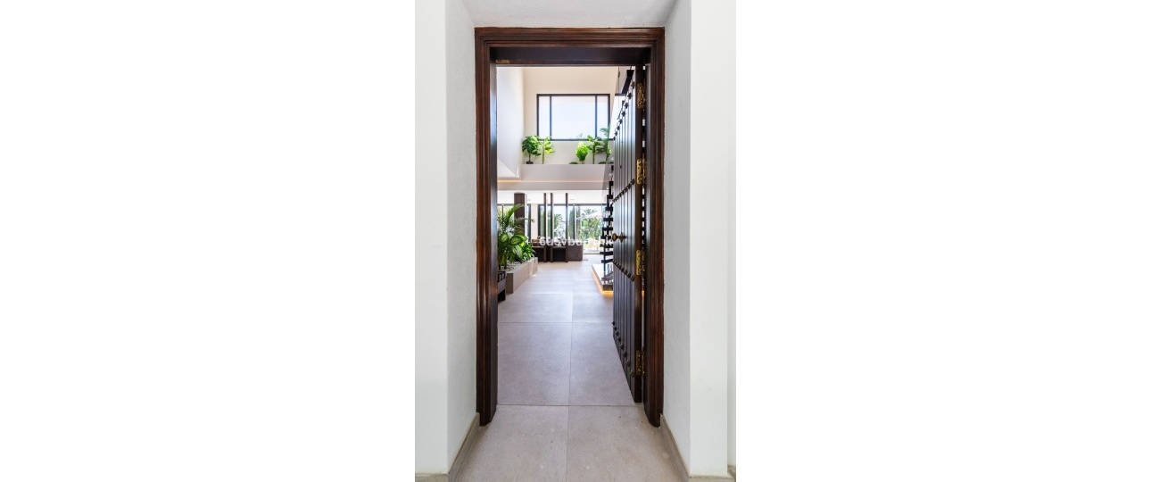 Resale - Villa - Benahavís - Benahavís Centro