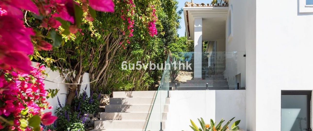 Resale - Villa - Benahavís - Benahavís Centro