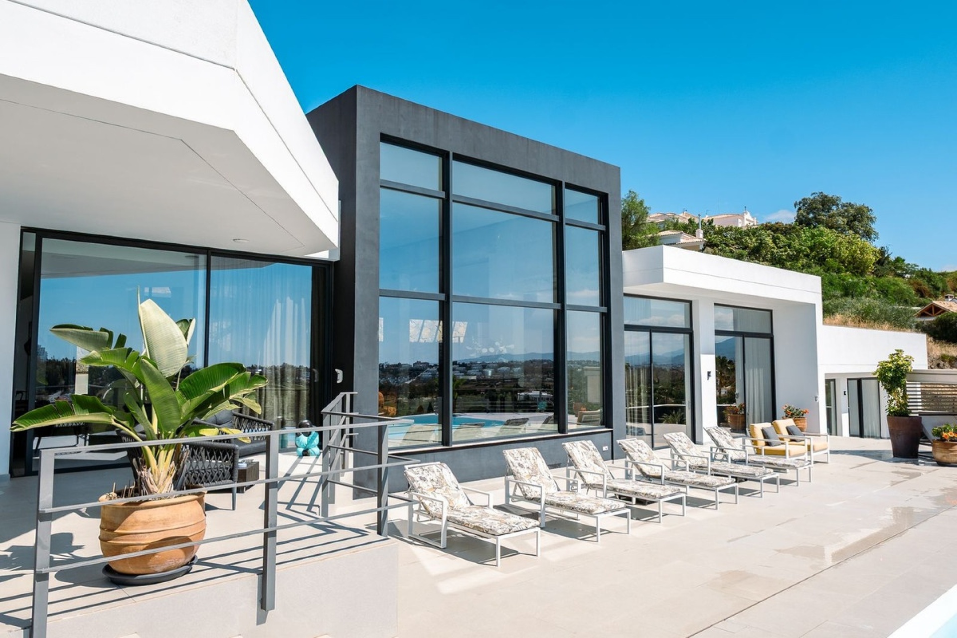 Resale - Villa - Benahavís - Benahavís Centro