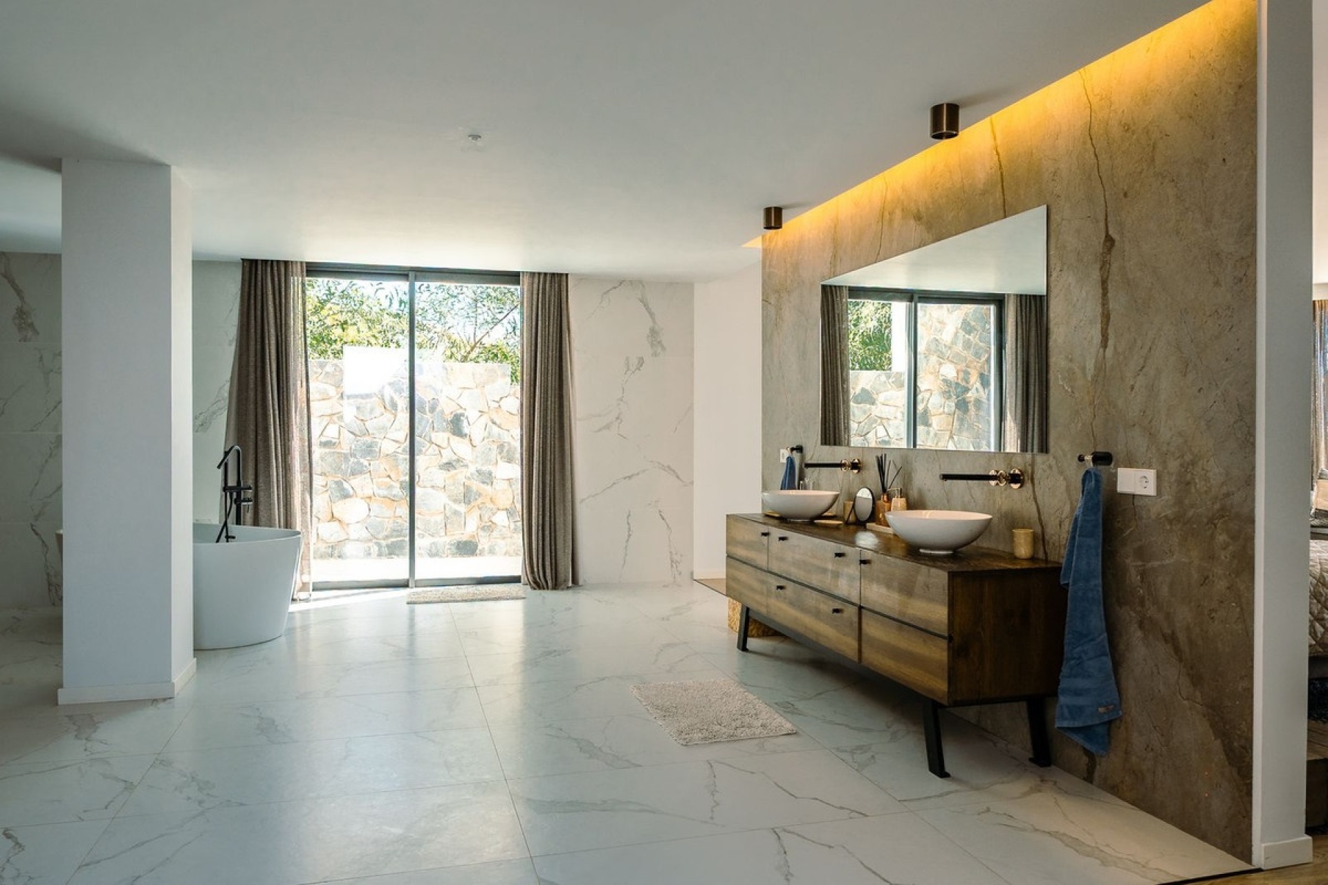 Resale - Villa - Benahavís - Benahavís Centro