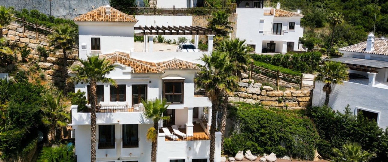 Resale - Villa - Benahavís - Benahavís Centro