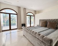Resale - Villa - Benahavís - Benahavís Centro
