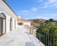Resale - Villa - Benahavís - Benahavís Centro