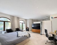 Resale - Villa - Benahavís - Benahavís Centro