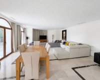 Resale - Villa - Benahavís - Benahavís Centro