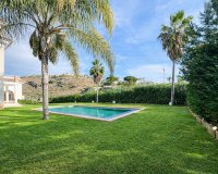 Resale - Villa - Benahavís - Benahavís Centro