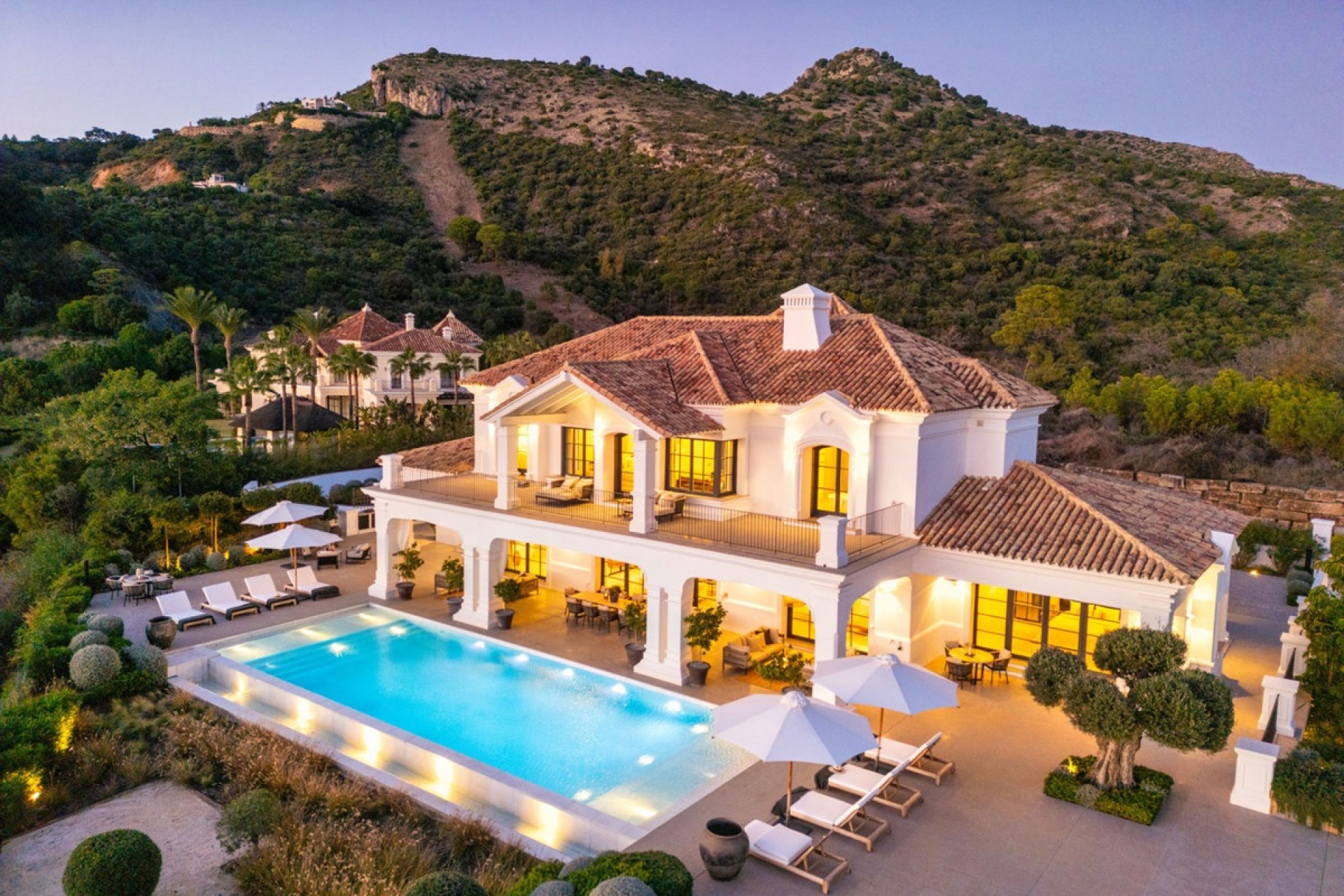 Resale - Villa - Benahavís - Benahavís Centro