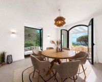 Resale - Villa - Benahavís - El Madroñal