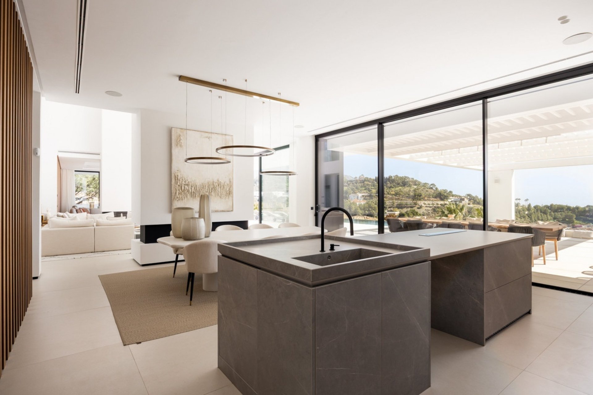 Resale - Villa - Benahavís - El Madroñal