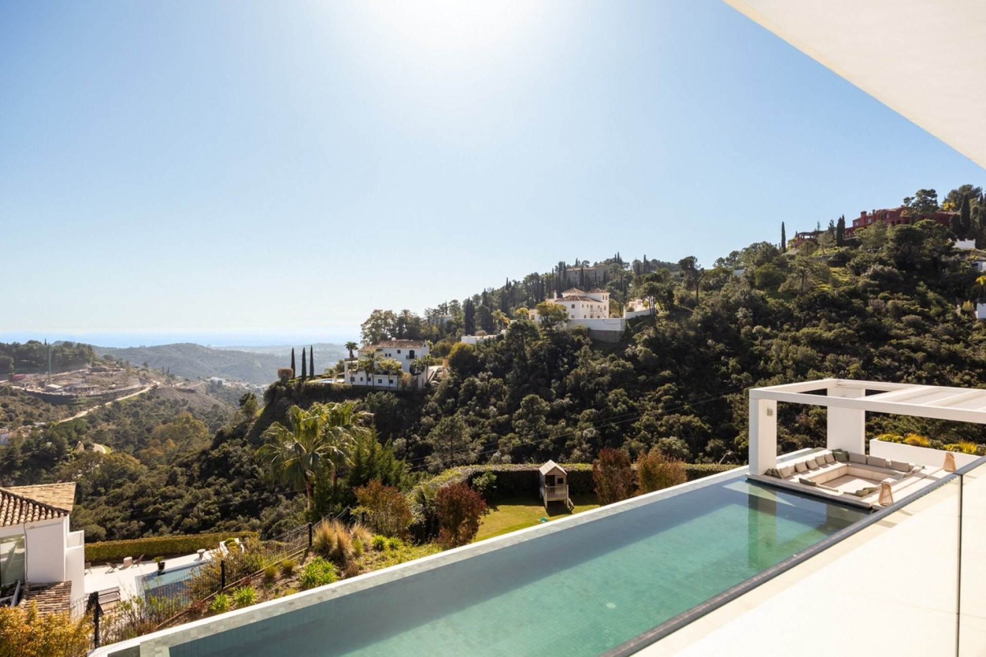 Resale - Villa - Benahavís - El Madroñal