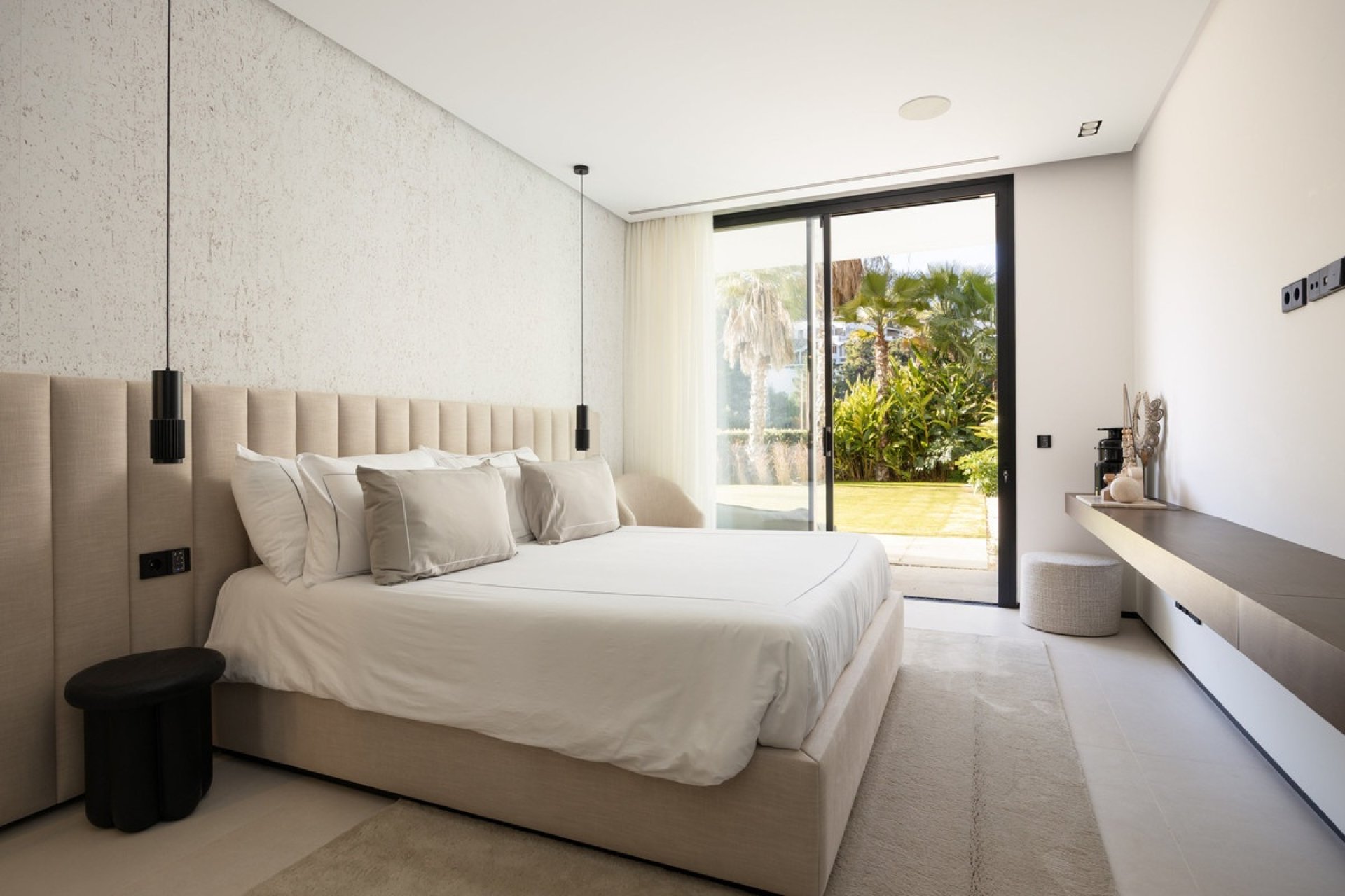 Resale - Villa - Benahavís - El Madroñal