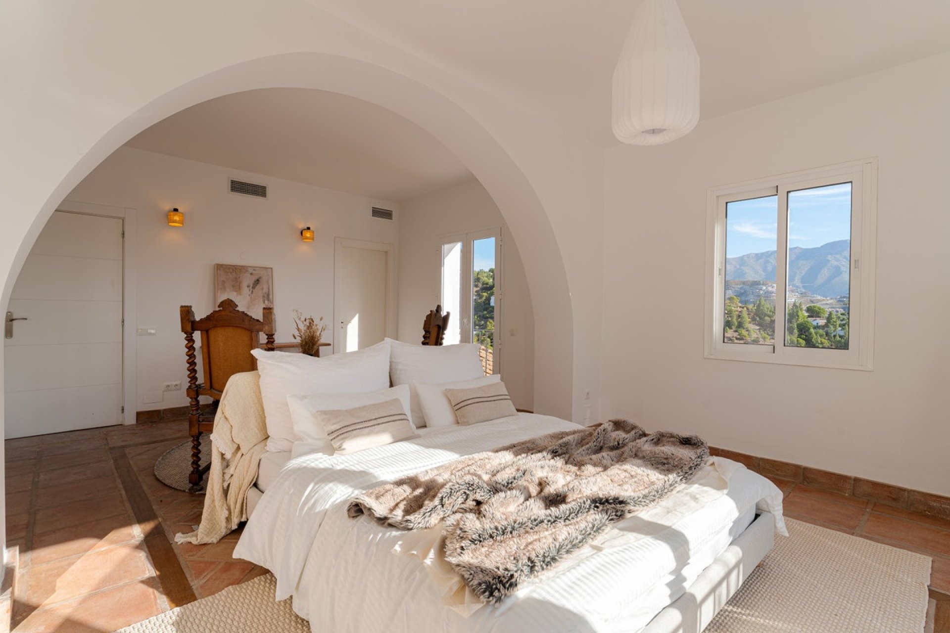 Resale - Villa - Benahavís - El Madroñal