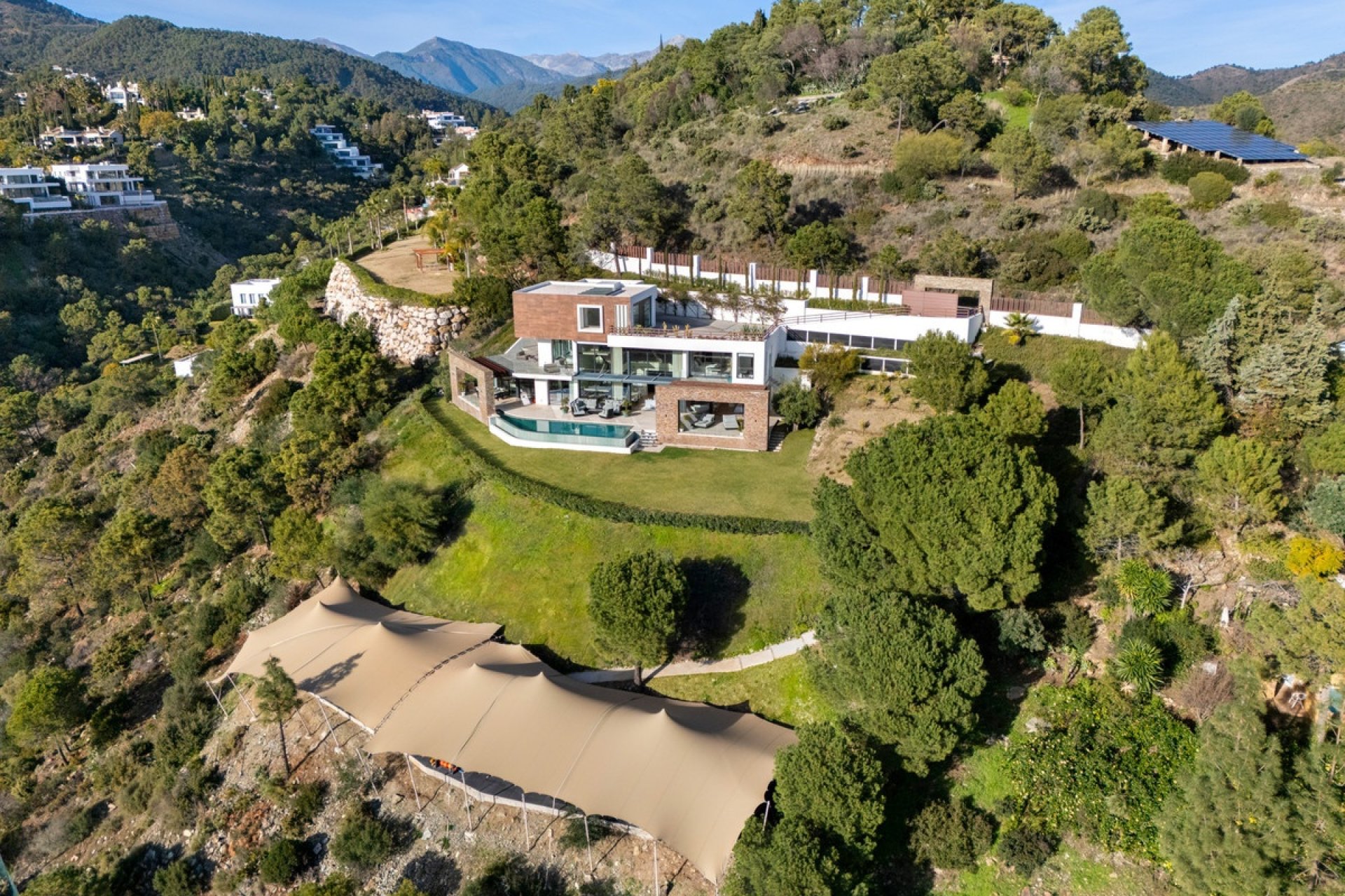 Resale - Villa - Benahavís - El Madroñal