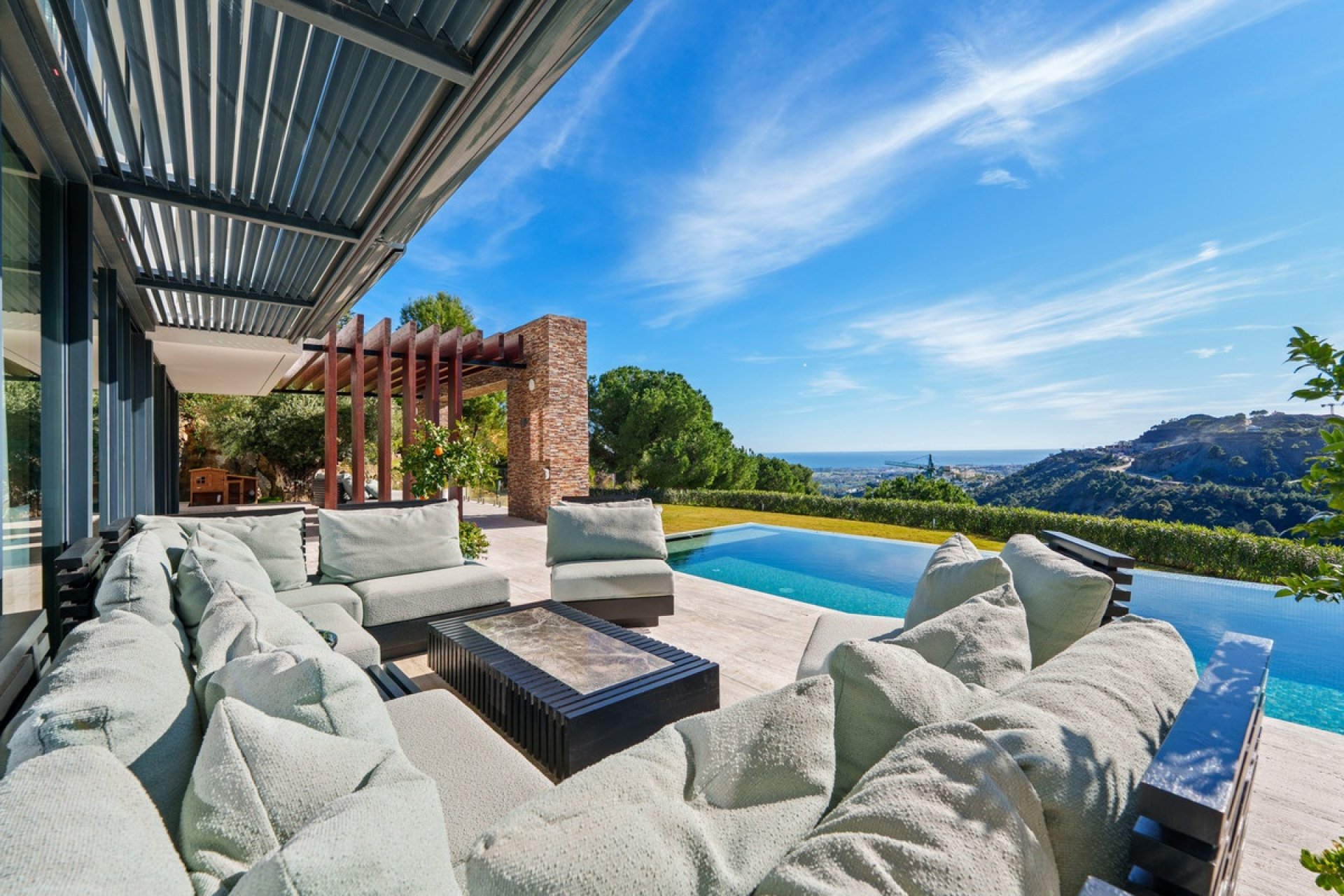 Resale - Villa - Benahavís - El Madroñal