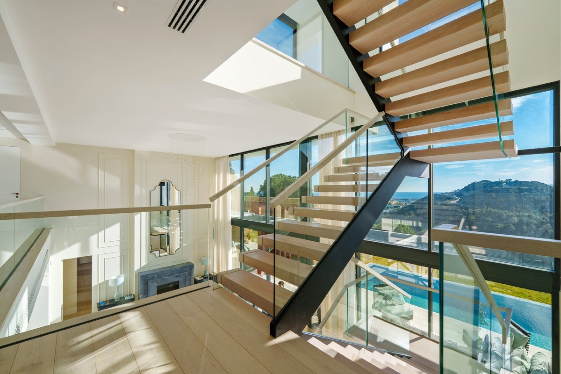 Resale - Villa - Benahavís - El Madroñal