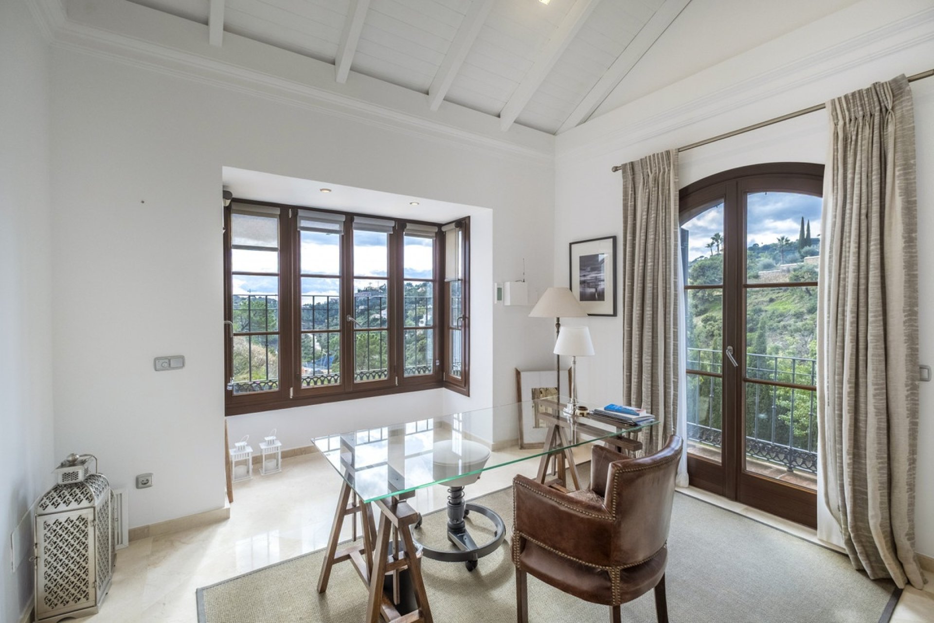 Resale - Villa - Benahavís - El Madroñal