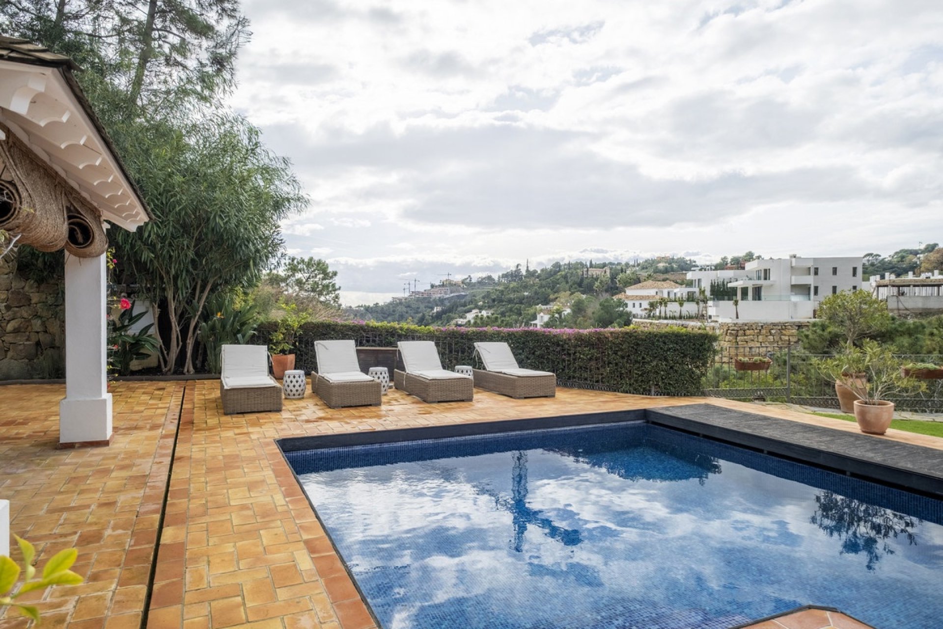 Resale - Villa - Benahavís - El Madroñal