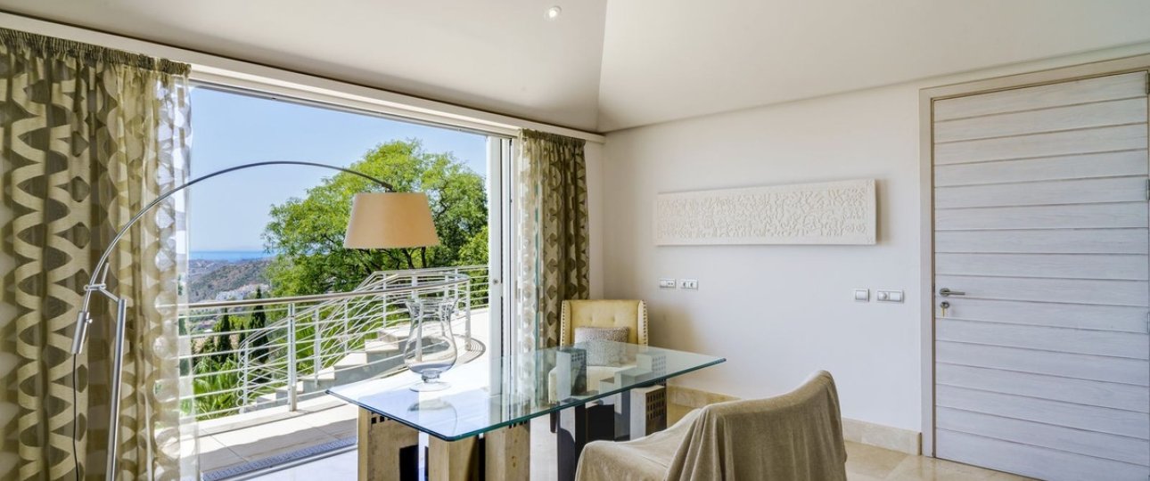 Resale - Villa - Benahavís - El Madroñal