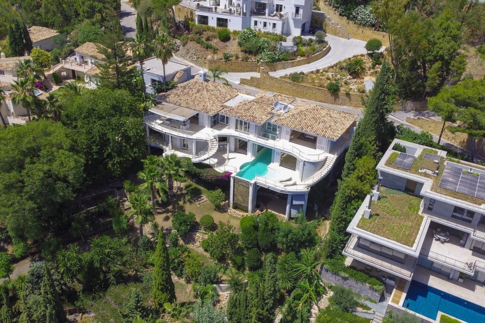 Resale - Villa - Benahavís - El Madroñal