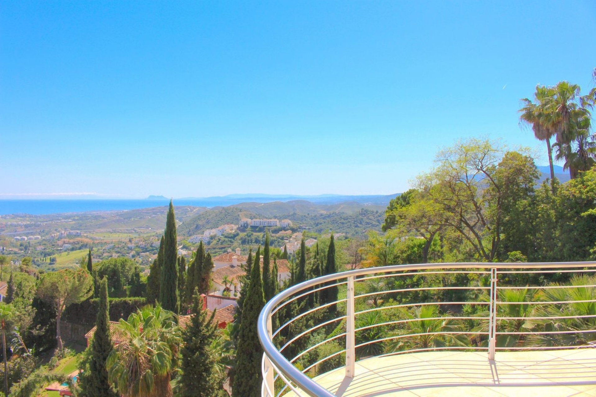 Resale - Villa - Benahavís - El Madroñal