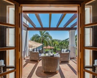 Resale - Villa - Benahavís - El Madroñal