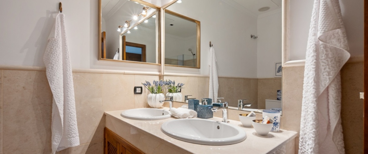 Resale - Villa - Benahavís - El Madroñal