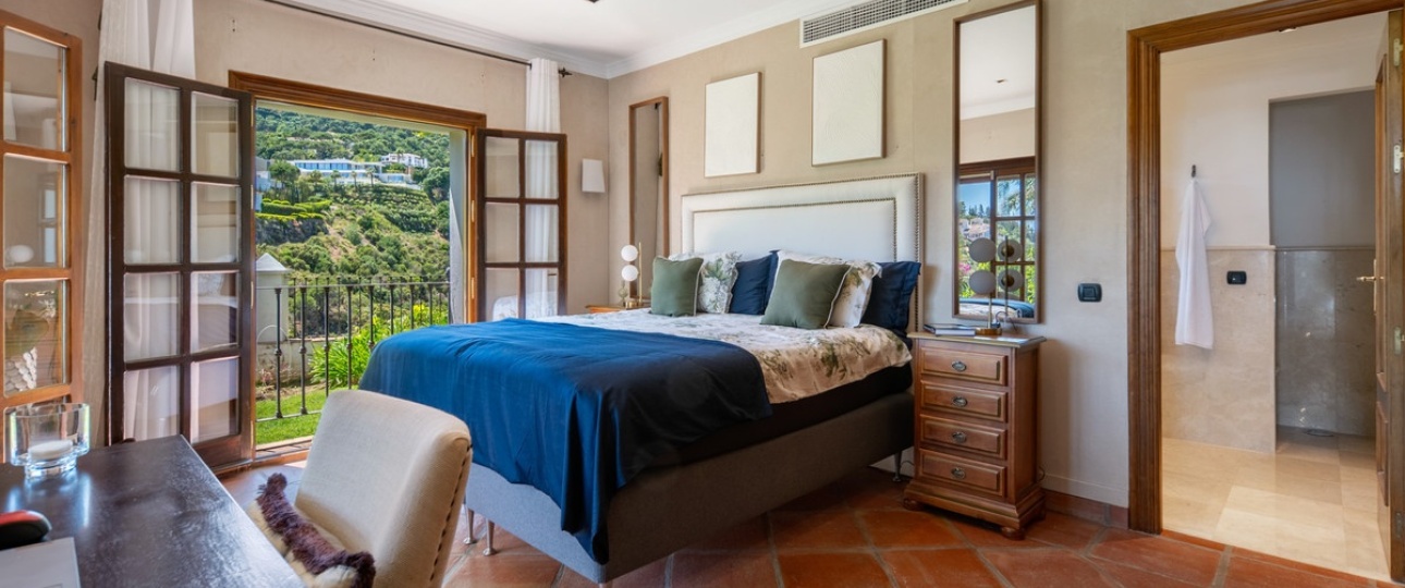 Resale - Villa - Benahavís - El Madroñal