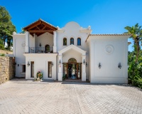 Resale - Villa - Benahavís - El Madroñal
