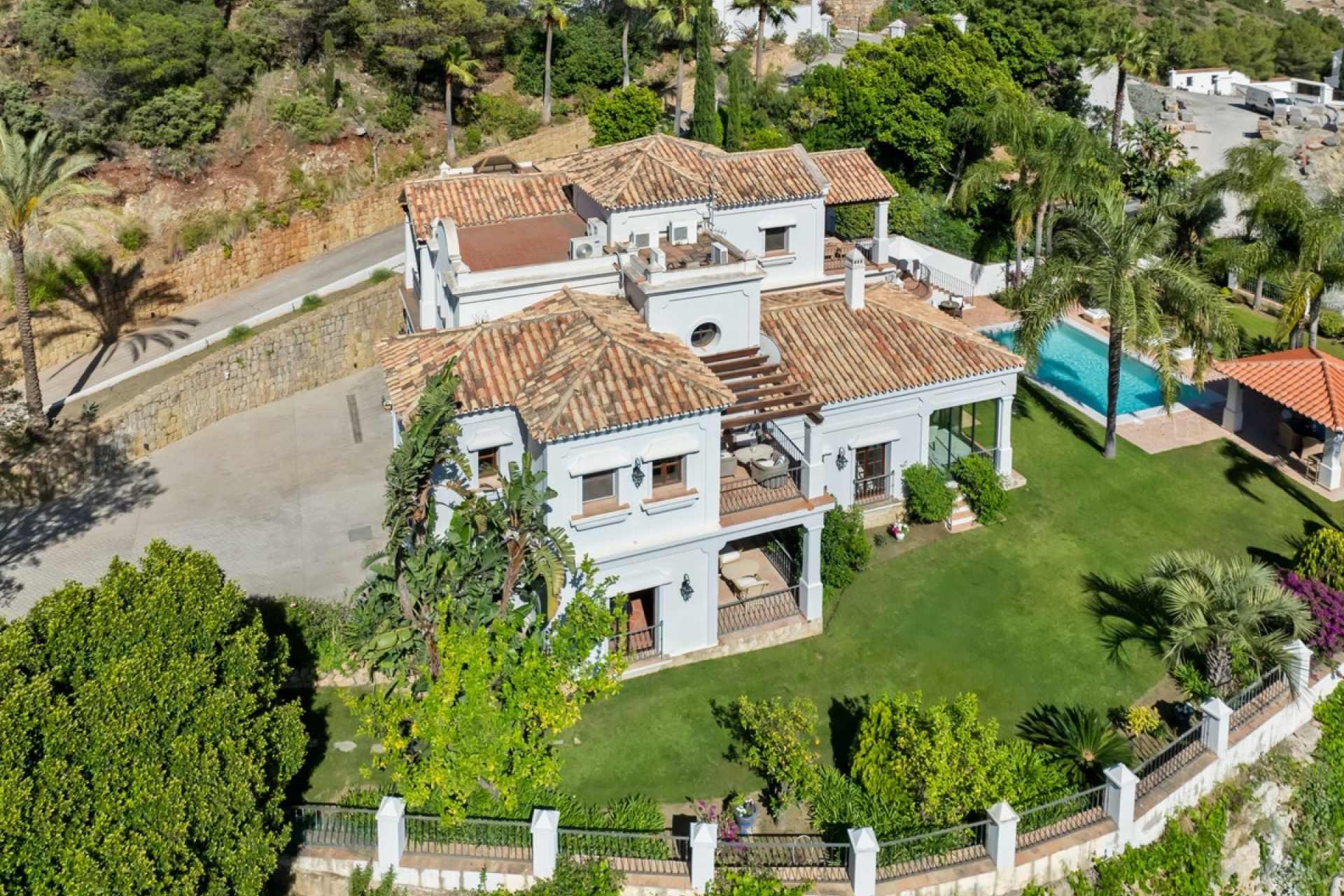 Resale - Villa - Benahavís - El Madroñal