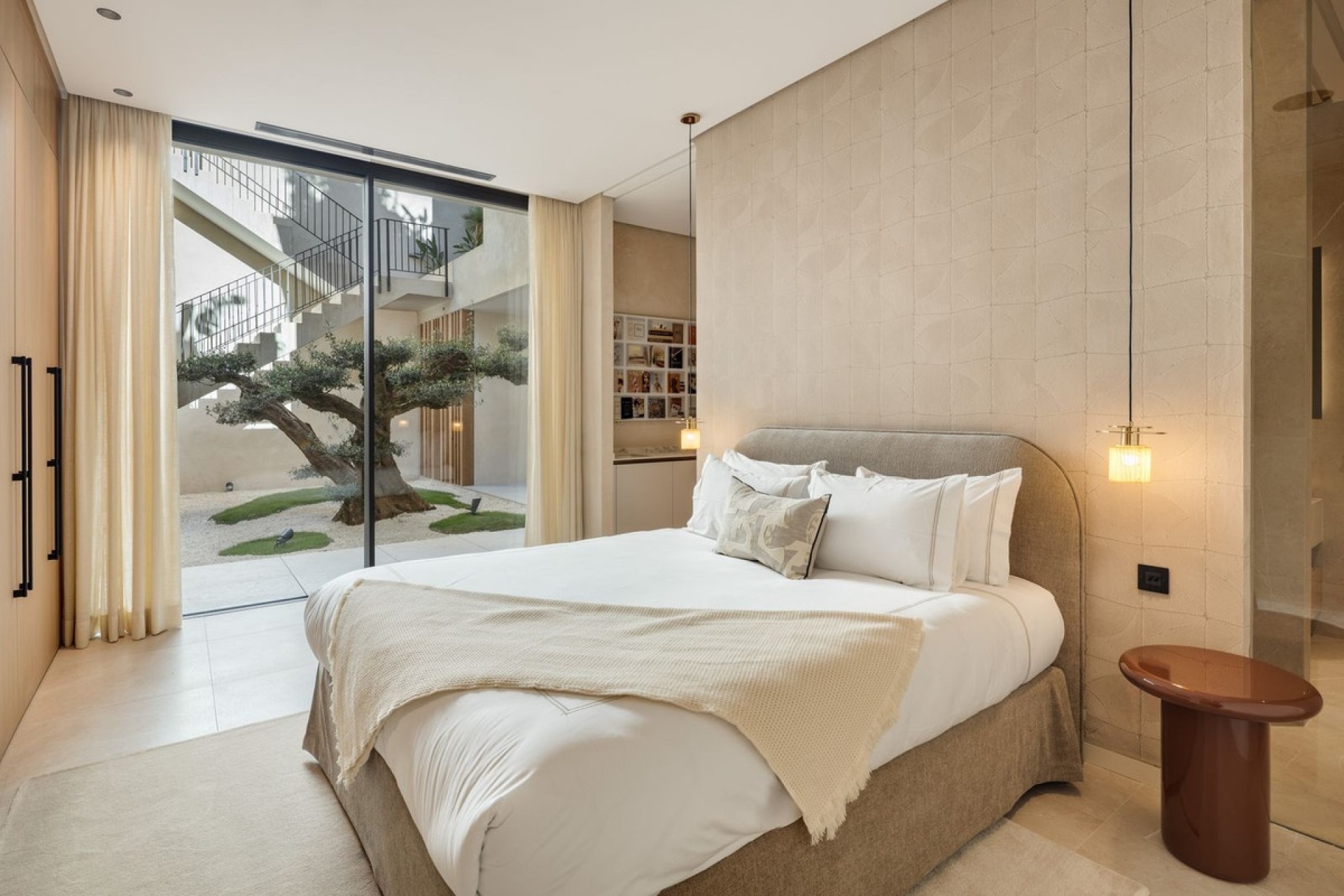 Resale - Villa - Benahavís - El Madroñal