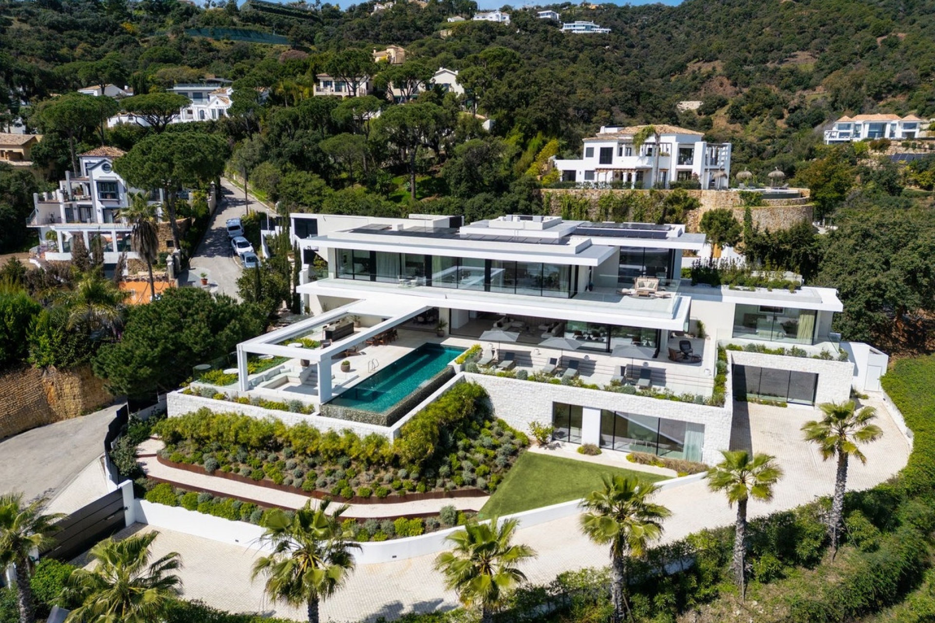 Resale - Villa - Benahavís - El Madroñal