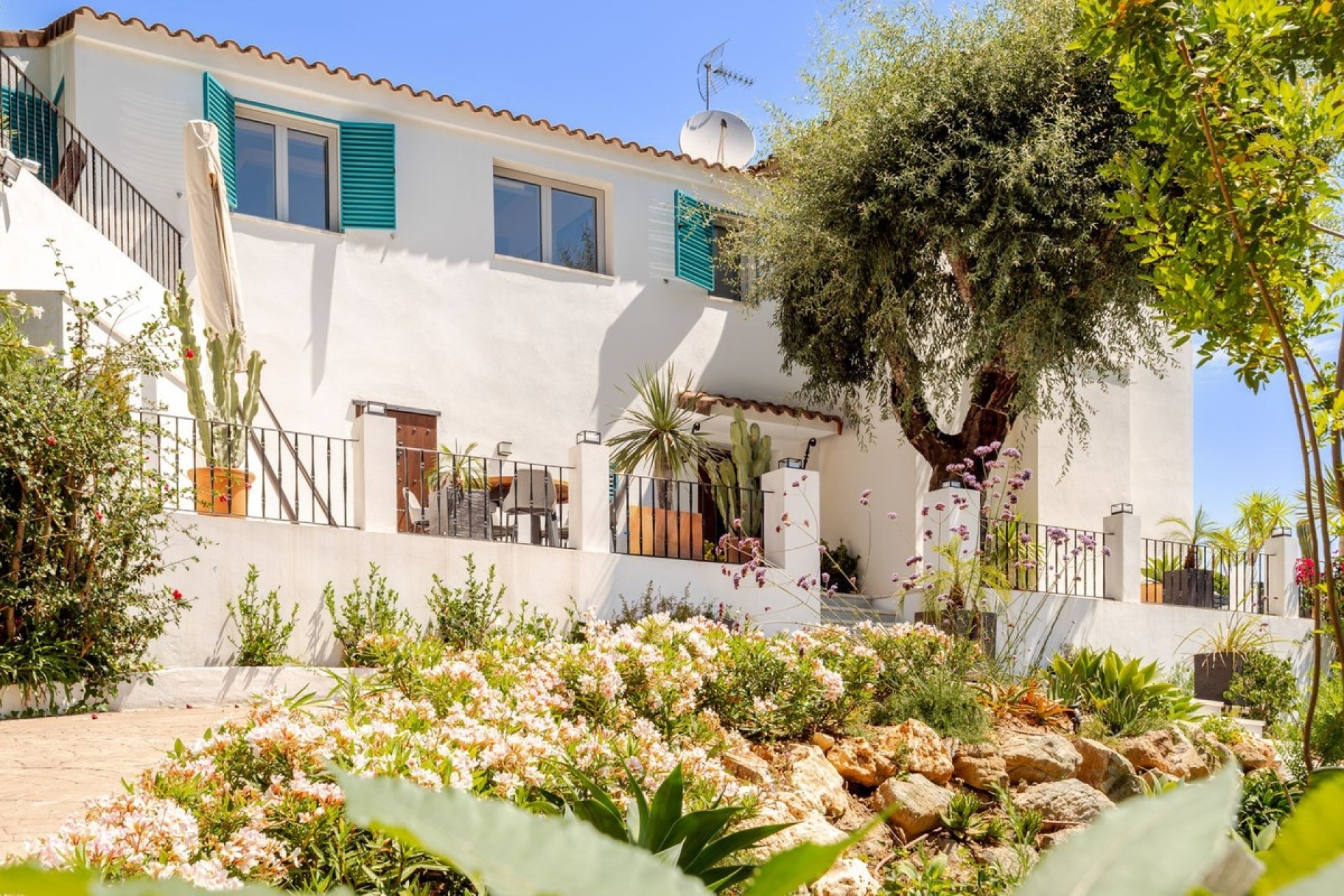 Resale - Villa - Benahavís - El Madroñal