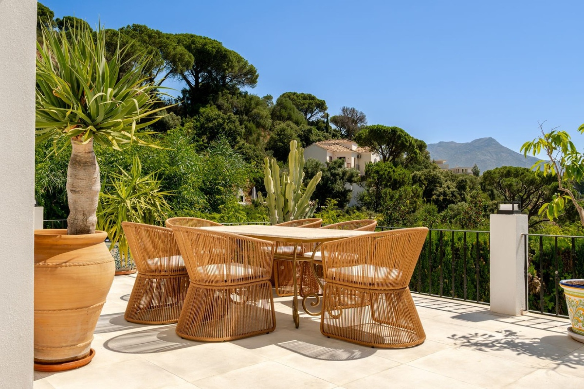 Resale - Villa - Benahavís - El Madroñal