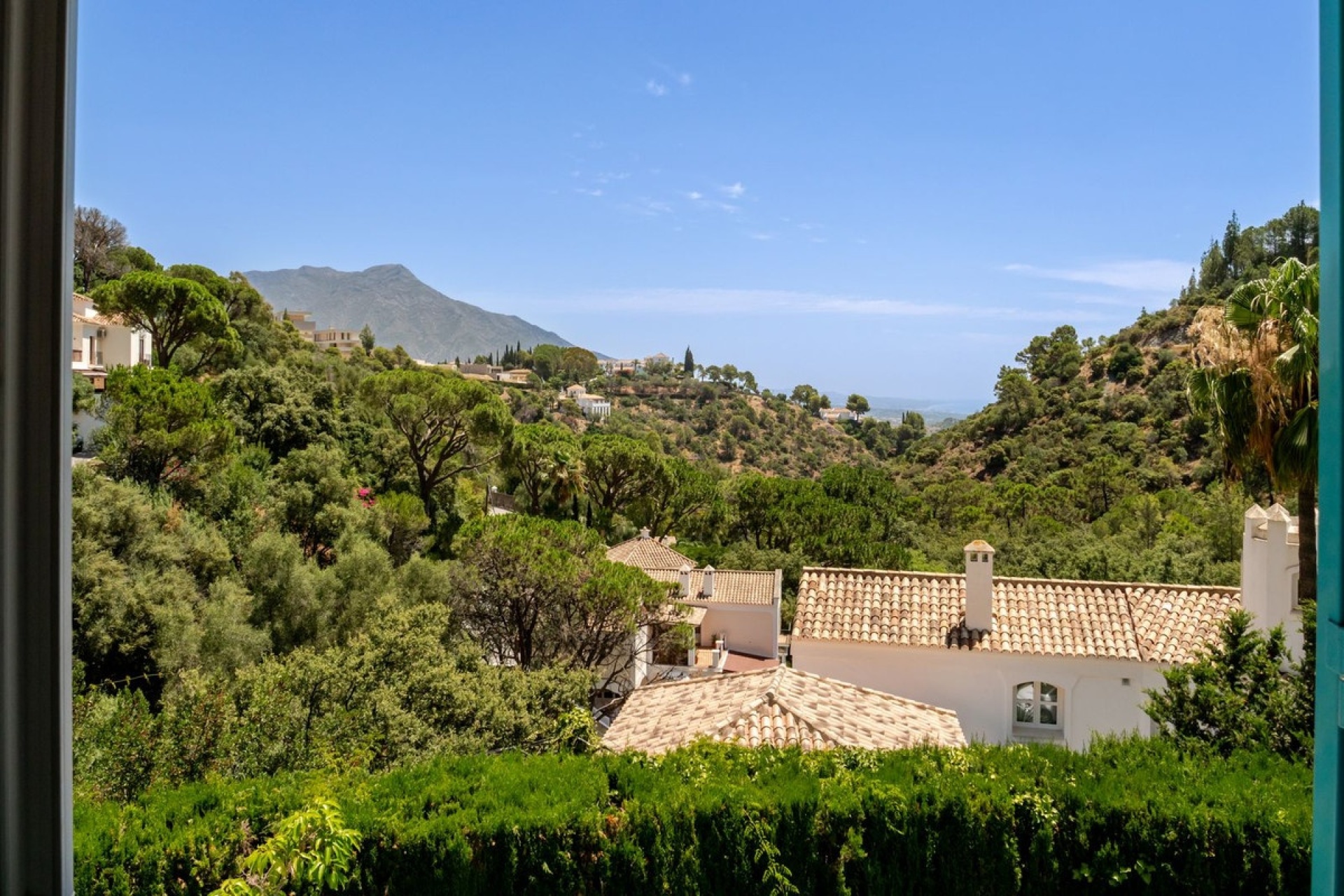 Resale - Villa - Benahavís - El Madroñal