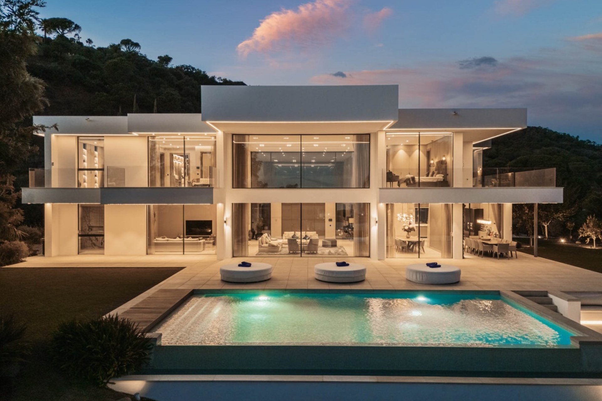 Resale - Villa - Benahavís - El Madroñal
