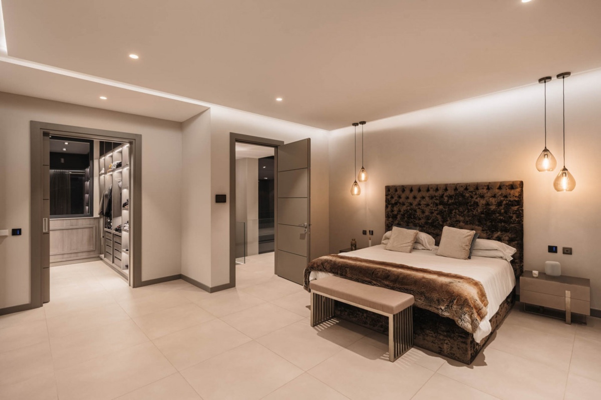 Resale - Villa - Benahavís - El Madroñal