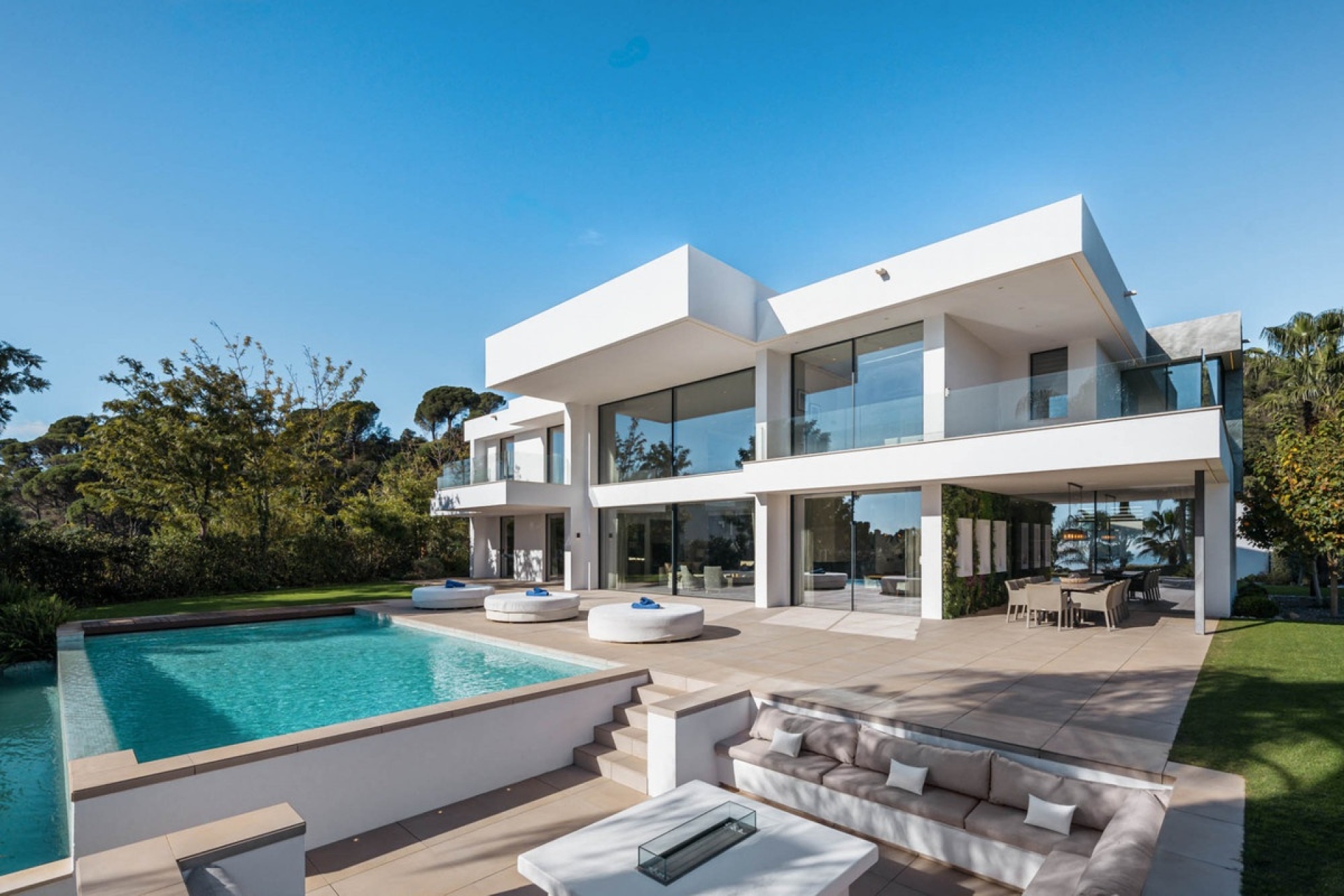Resale - Villa - Benahavís - El Madroñal