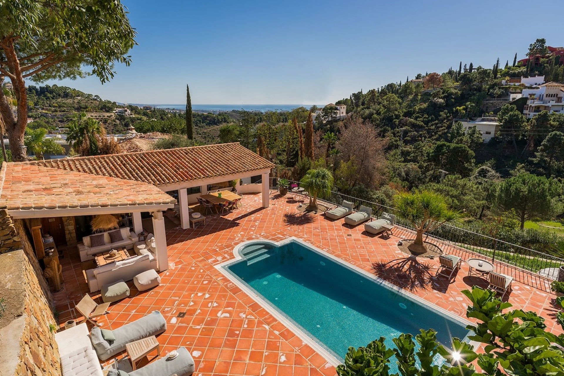 Resale - Villa - Benahavís - El Madroñal