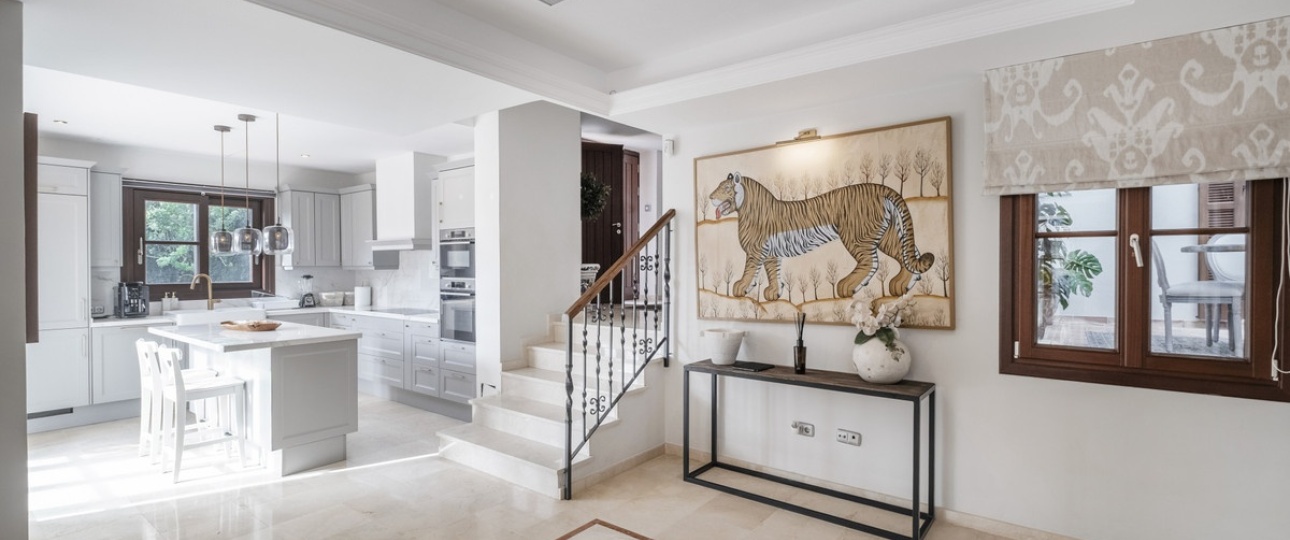 Resale - Villa - Benahavís - El Madroñal