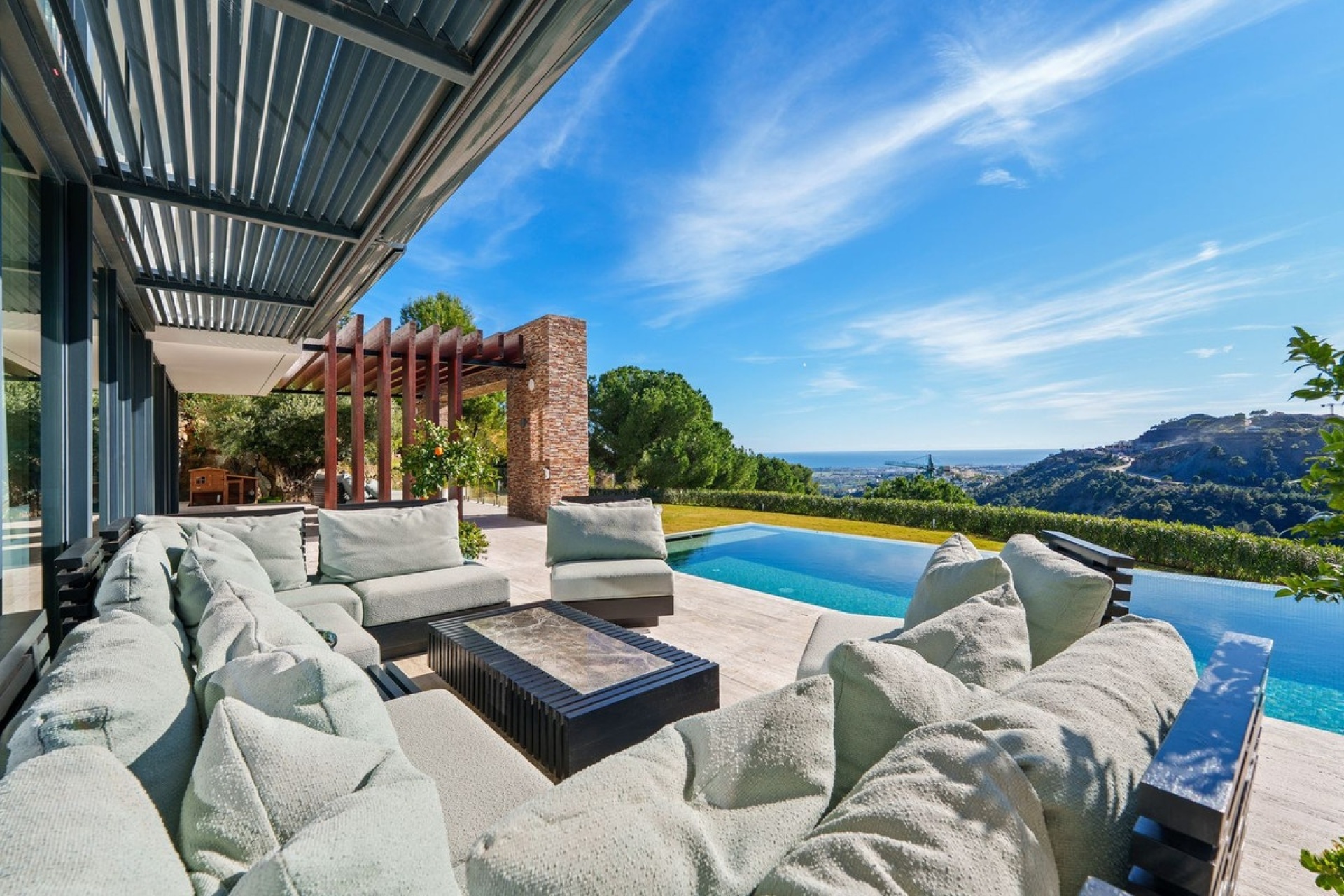 Resale - Villa - Benahavís - El Madroñal