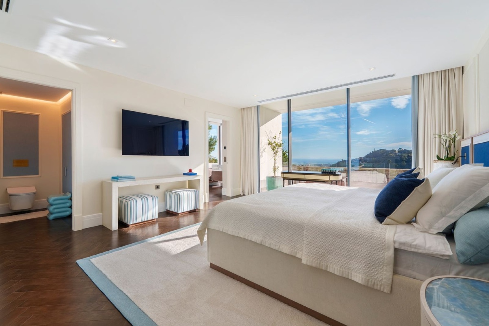 Resale - Villa - Benahavís - El Madroñal