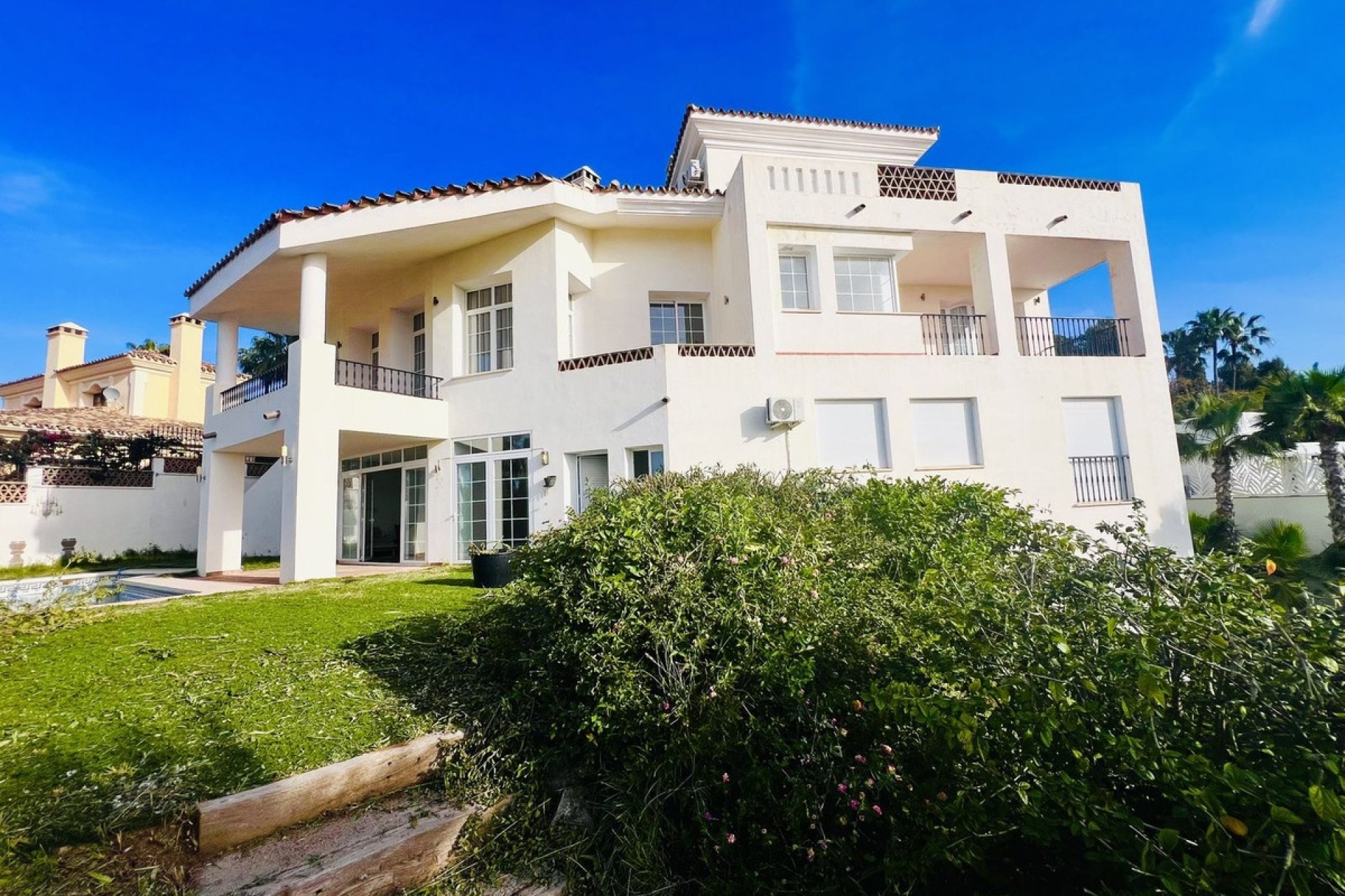 Resale - Villa - Benahavís - La Quinta