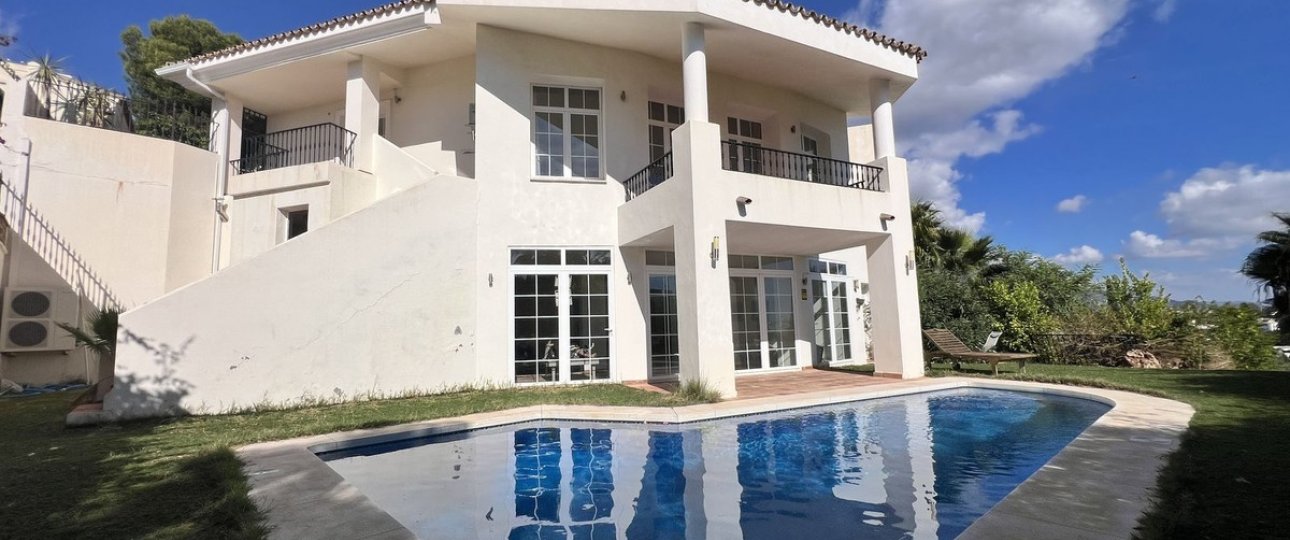 Resale - Villa - Benahavís - La Quinta