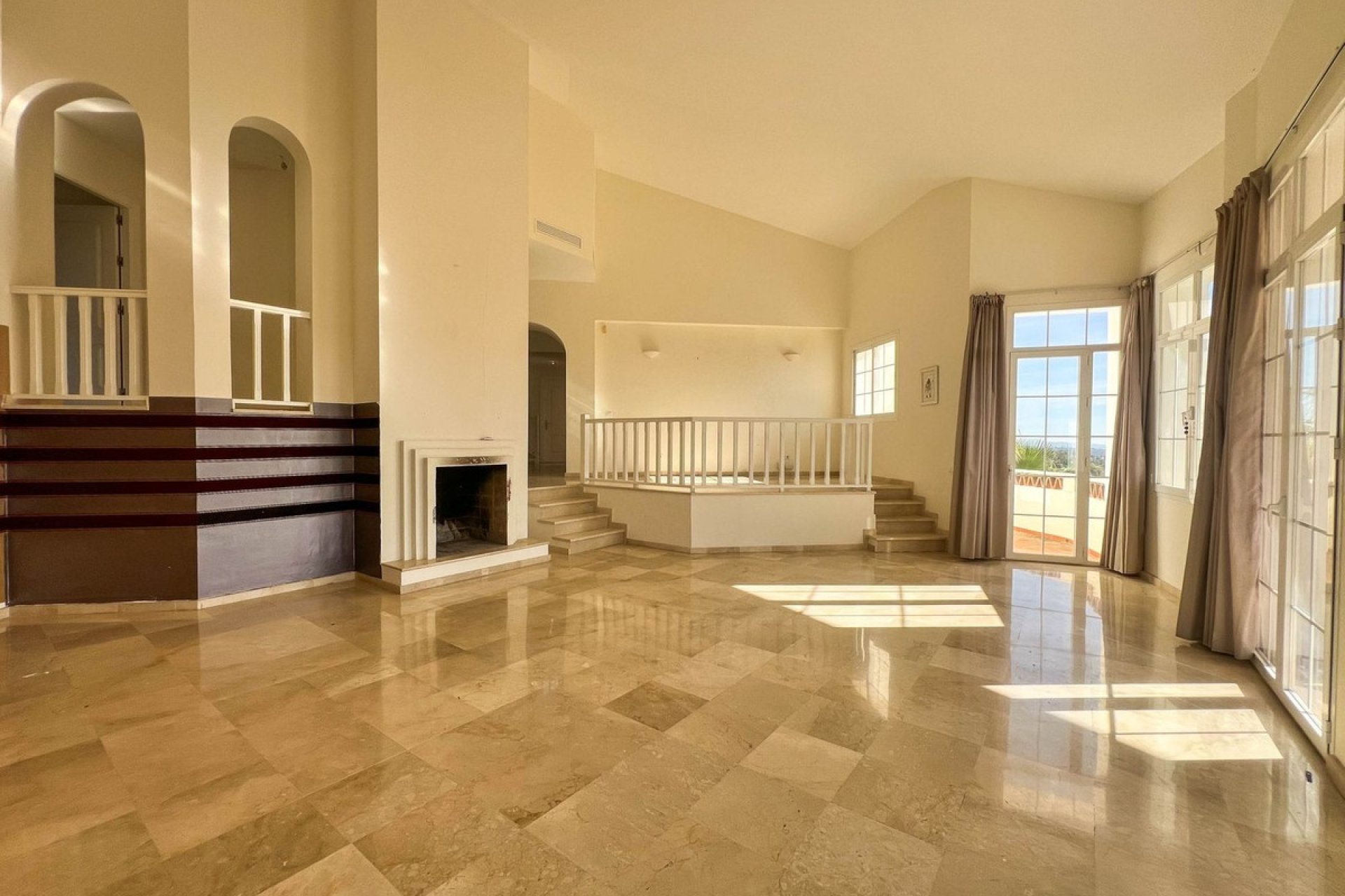 Resale - Villa - Benahavís - La Quinta