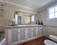 Resale - Villa - Benahavís - La Quinta