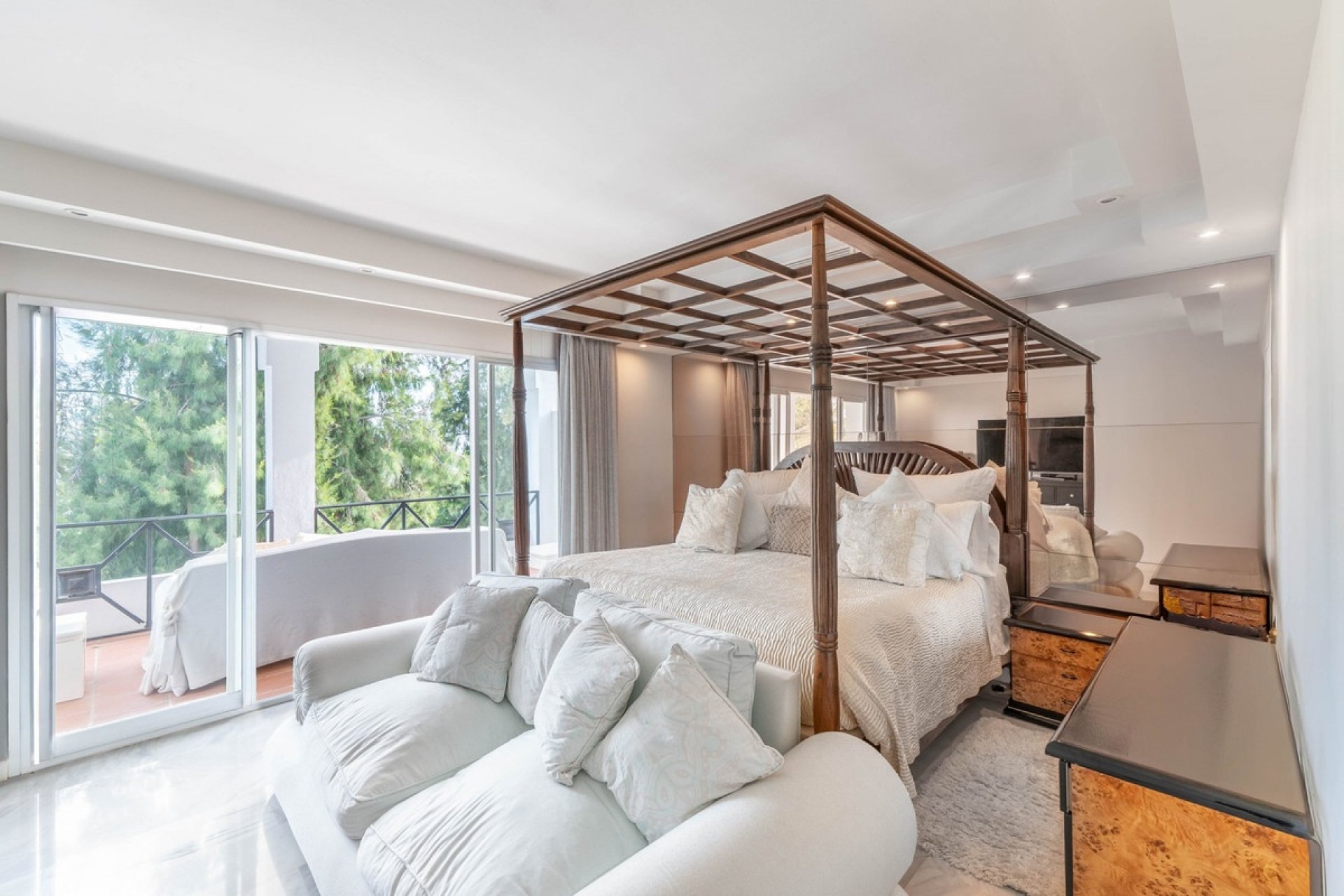 Resale - Villa - Benahavís - La Quinta